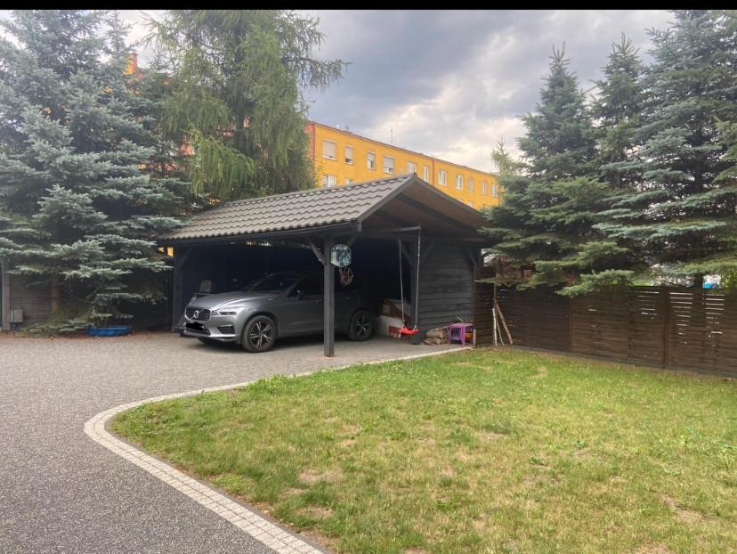 Red Rose Apartament -Parking -Taras- Faktura Vat Kielce Kültér fotó